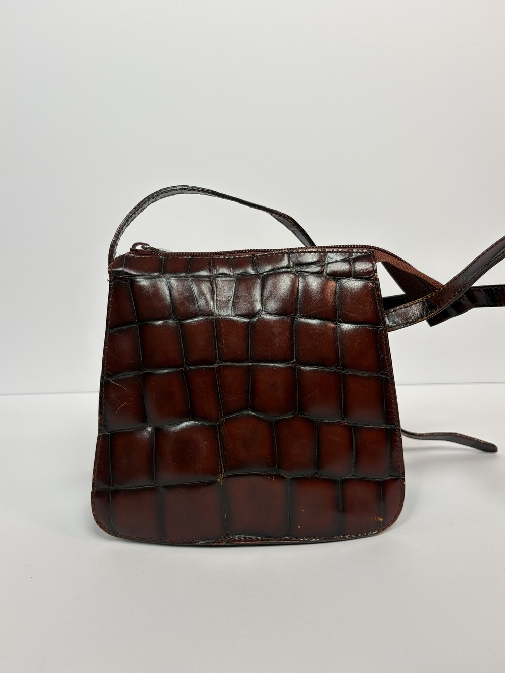 PF-1118 Vintage Furla Brown Croc-Embossed Leather Crossbody Bag